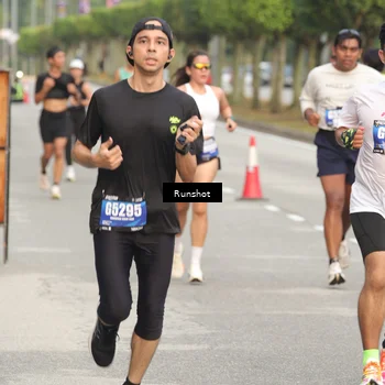 Runner Photo 5624833