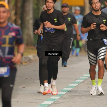 Runner Photo 5624842