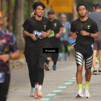 Runner Photo 5624850