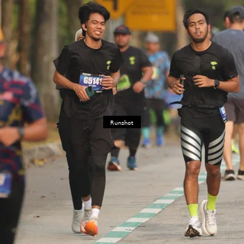 Runner Photo 5624853