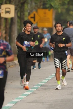 Runner Photo 5624856