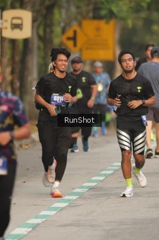 Runner Photo 5624859