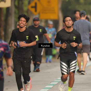 Runner Photo 5624869