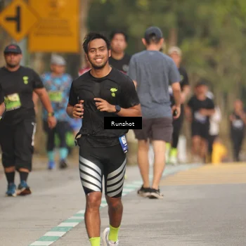 Runner Photo 5624890
