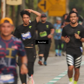 Runner Photo 5624911