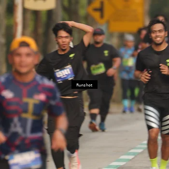 Runner Photo 5624918