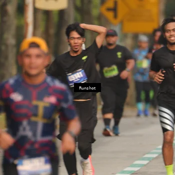 Runner Photo 5624919
