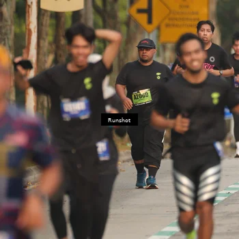 Runner Photo 5624982