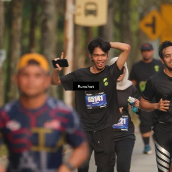 Runner Photo 5625009