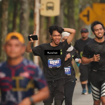 Runner Photo 5625011
