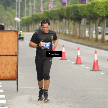 Runner Photo 5625026