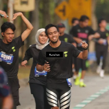 Runner Photo 5625083