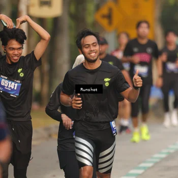 Runner Photo 5625099