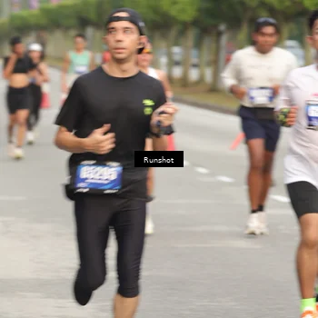Runner Photo 5625108