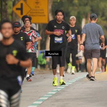 Runner Photo 5625141