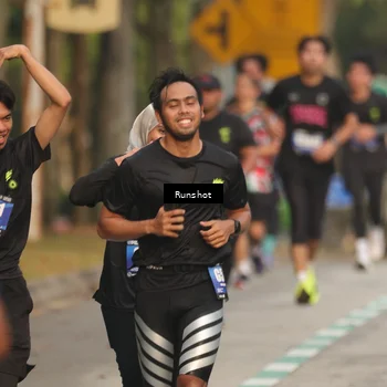 Runner Photo 5625142