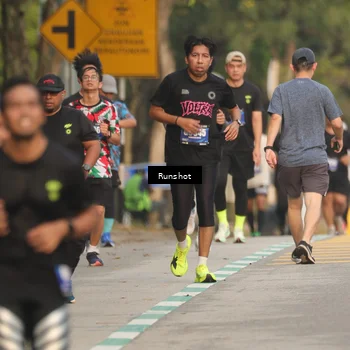 Runner Photo 5625151