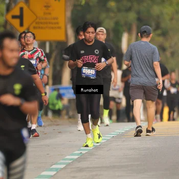 Runner Photo 5625164