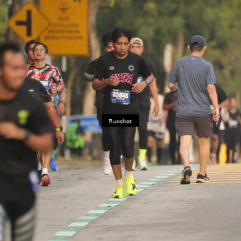 Runner Photo 5625171