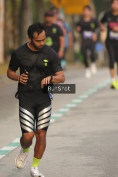 Runner Photo 5625275