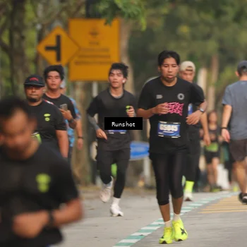 Runner Photo 5625309