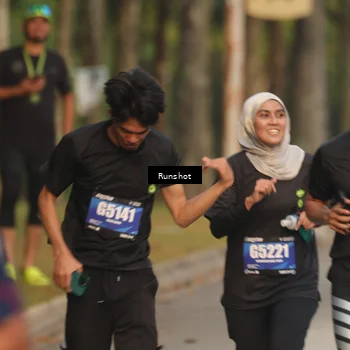 Runner Photo 5625315