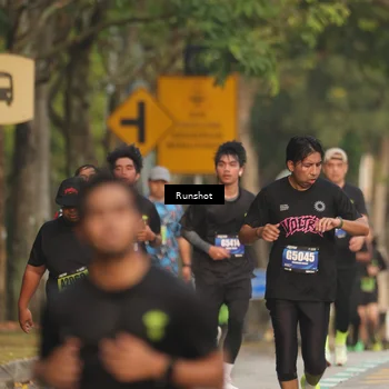Runner Photo 5625345