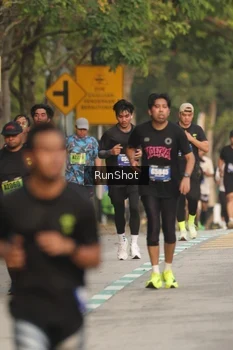 Runner Photo 5625389
