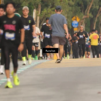 Runner Photo 5625407