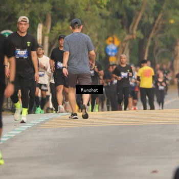 Runner Photo 5625429