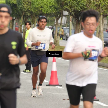 Runner Photo 5625489