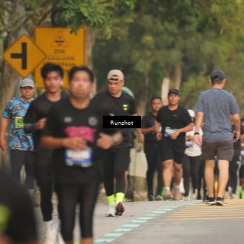 Runner Photo 5625492