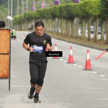 Runner Photo 5625512