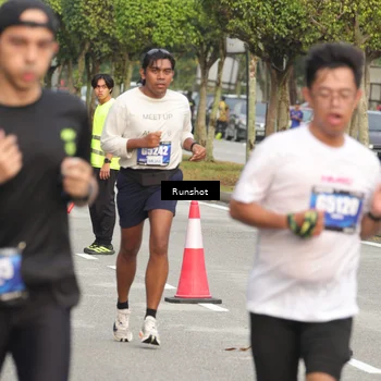 Runner Photo 5625547