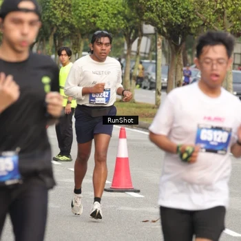 Runner Photo 5625593