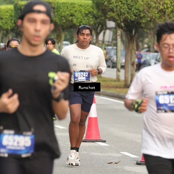 Runner Photo 5625617