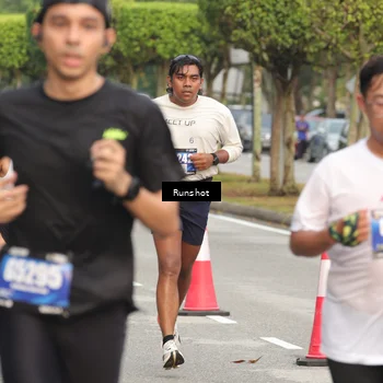 Runner Photo 5625695