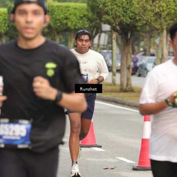 Runner Photo 5625738