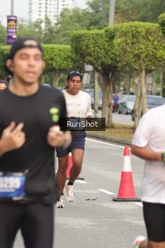 Runner Photo 5625818
