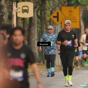 Runner Photo 5625890