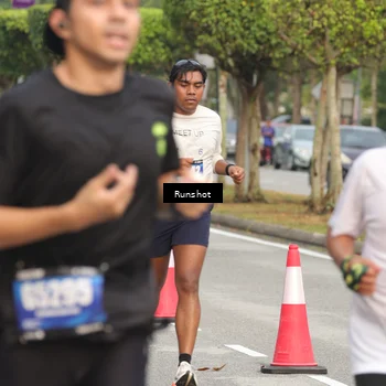 Runner Photo 5625895