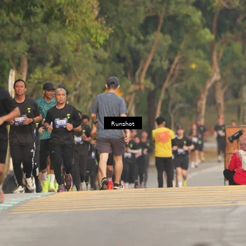Runner Photo 5626041