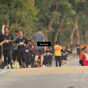 Runner Photo 5626059