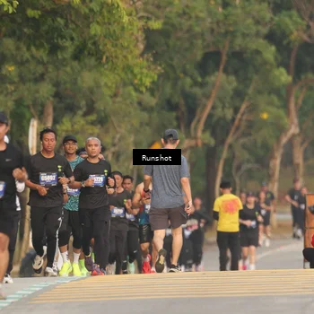 Runner Photo 5626076