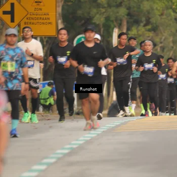 Runner Photo 5626088