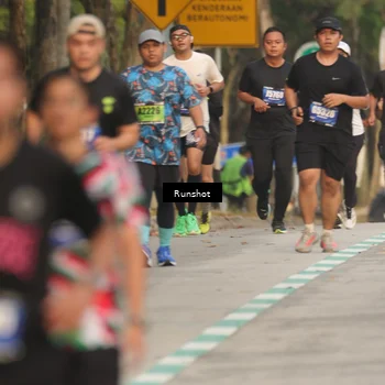 Runner Photo 5626089