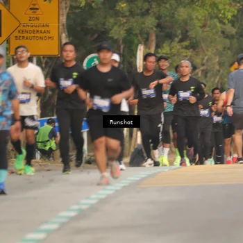 Runner Photo 5626121