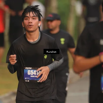 Runner Photo 5626210