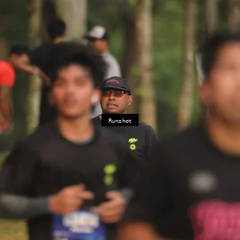 Runner Photo 5626235