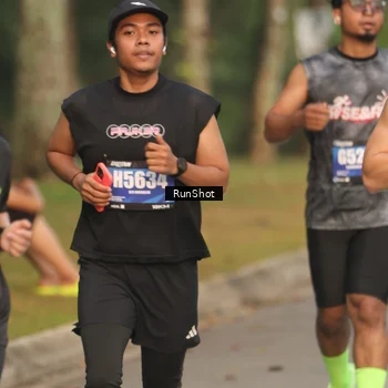 Runner Photo 5626565